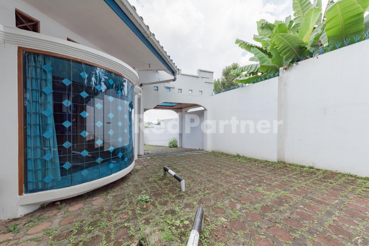 Biru Homestay Bandung Mitra Reddoorz ภายนอก รูปภาพ
